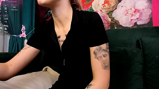 NaomiSol online show from 19, 9, 2025