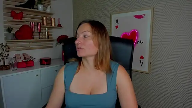 Snapshot of angelaSamt chatting on 9, 7, 2026 angelaSamt online show from 9, 7, 2026