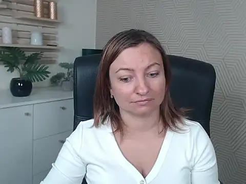 angelaSamt online show from 22, 9, 2025