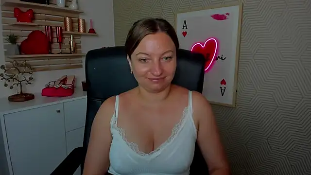 Snapshot of angelaSamt chatting on 26, 6, 2026 angelaSamt online show from 26, 6, 2026