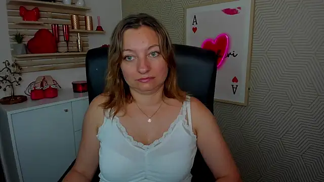 Snapshot of angelaSamt chatting on 2, 7, 2026 angelaSamt online show from 2, 7, 2026