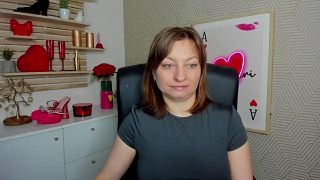 angelaSamt online show from 2, 4, 2026