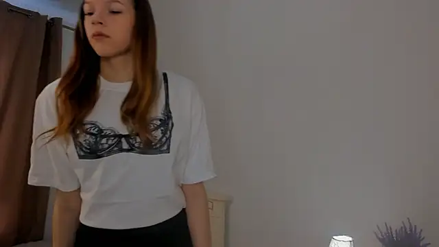 VelvetRisque online show from 16, 3, 2026