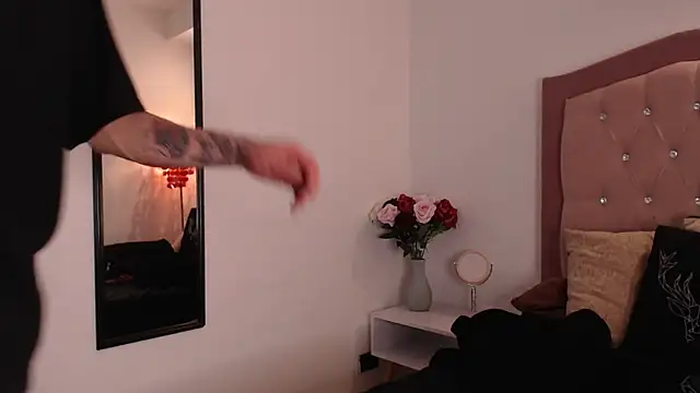 Anhonymus  online show from 14, 11, 2025