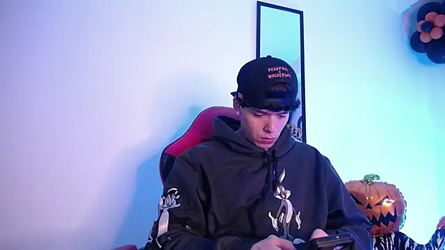 Anhonymus  online show from 28, 10, 2025