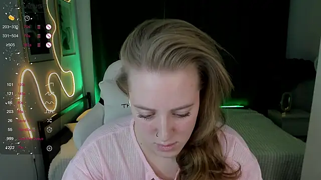 Alice Cire online show from 15, 12, 2025