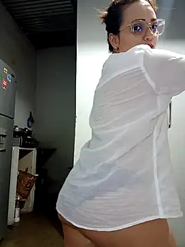 Amanda39 online show from 11, 1, 2026