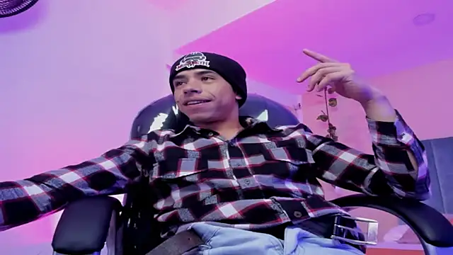 Muscle Scott online show from 26, 11, 2025