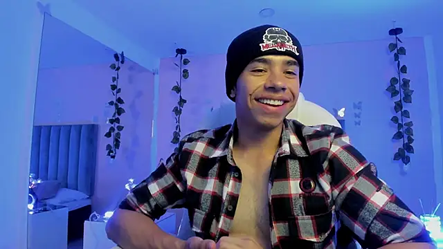 Muscle Scott online show from 3, 11, 2025