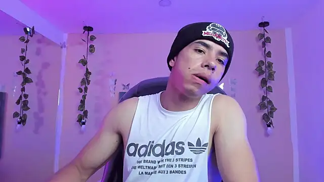 Muscle Scott online show from 19, 11, 2025