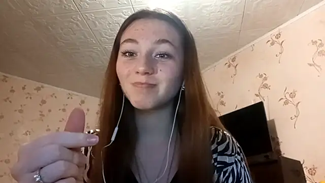 Sophiecuttie online show from 19, 9, 2025