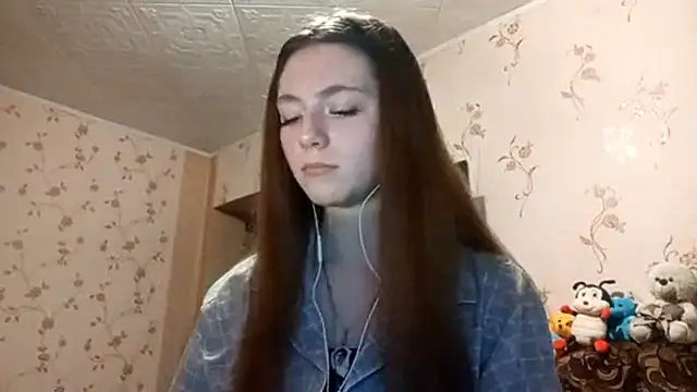 Sophiecuttie online show from 13, 9, 2025