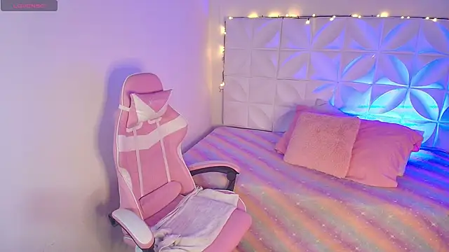 Snapshot of Abril1_gh chatting on 19, 11, 2025 Abril1 gh online show from 19, 11, 2025