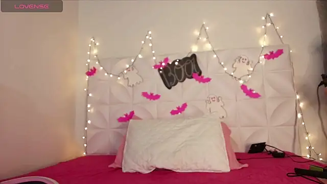 Snapshot of Abril1_gh chatting on 9, 10, 2025 Abril1 gh online show from 9, 10, 2025