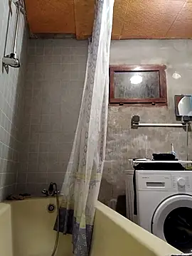 frederic198 online show from 1, 11, 2025