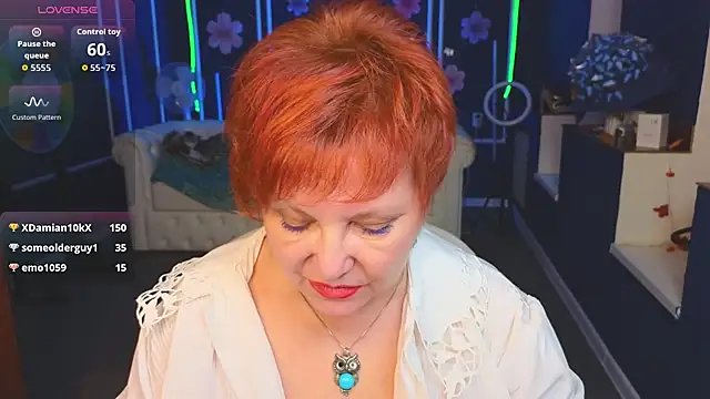 Snapshot of Kira_Kenett chatting on 2, 12, 2025 Kira Kenett online show from 2, 12, 2025