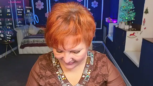 Snapshot of Kira_Kenett chatting on 22, 12, 2025 Kira Kenett online show from 22, 12, 2025