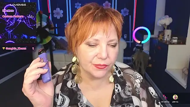 Kira Kenett online show from 27, 10, 2025