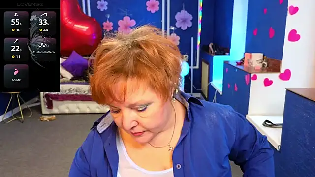 Kira Kenett online show from 8, 4, 2026