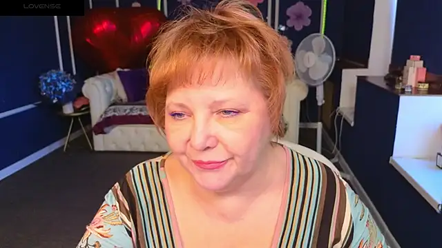 Kira Kenett online show from 31, 5, 2026