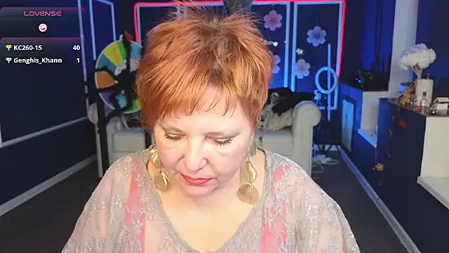 Kira Kenett online show from 25, 10, 2025