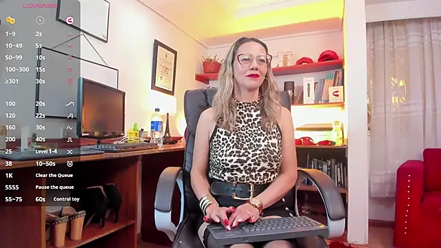 Snapshot of GretaVoss_ chatting on 9, 6, 2026 GretaVoss online show from 9, 6, 2026