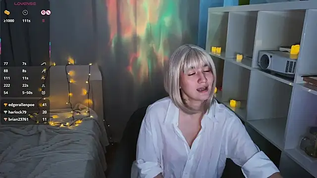 LunaXLoverx online show from 19, 11, 2025