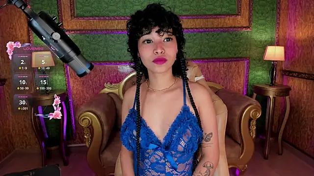 DaniCollinn  online show from 1, 10, 2025