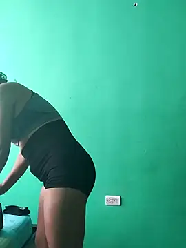 Snapshot of AnggelicaSwan21 chatting on 8, 10, 2025 AnggelicaSwan21 online show from 8, 10, 2025