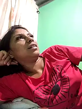 Snapshot of AnggelicaSwan21 chatting on 14, 11, 2025 AnggelicaSwan21 online show from 14, 11, 2025