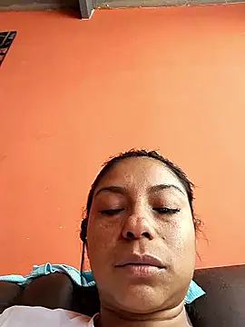 Snapshot of AnggelicaSwan21 chatting on 7, 1, 2026 AnggelicaSwan21 online show from 7, 1, 2026