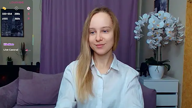 SoonMoor online show from 8, 4, 2026