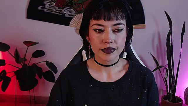 Ellyuwuw online show from 5, 2, 2026