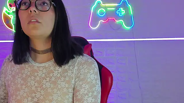 LolaXXXperience online show from 3, 11, 2025