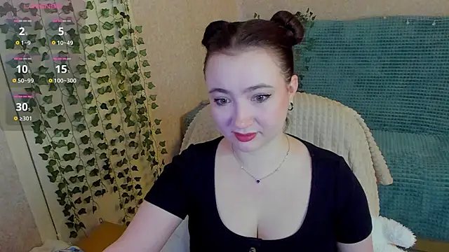 Snapshot of Micky_Wood chatting on 17, 6, 2026 Micky Wood online show from 17, 6, 2026