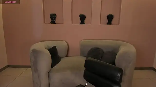 LaurentConnor online show from 25, 9, 2025