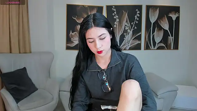 LaurentConnor online show from 19, 10, 2025