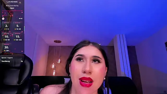 MayaMoretti  online show from 16, 4, 2026