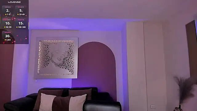 MayaMoretti  online show from 12, 3, 2026