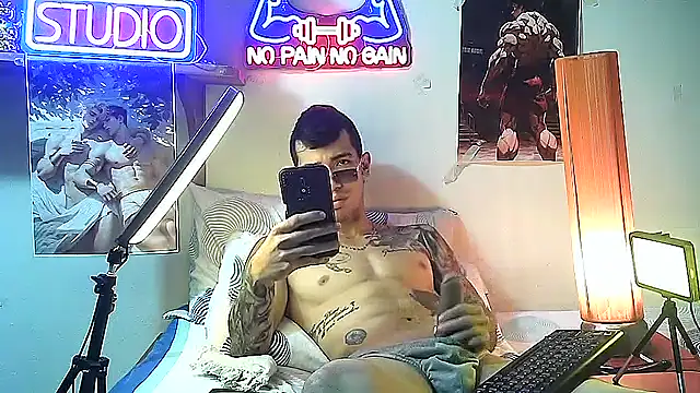 Strongcockfitness online show from 4, 10, 2025