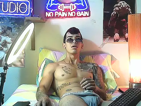 Strongcockfitness online show from 23, 10, 2025