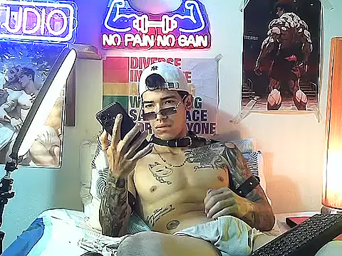 Strongcockfitness online show from 15, 9, 2025