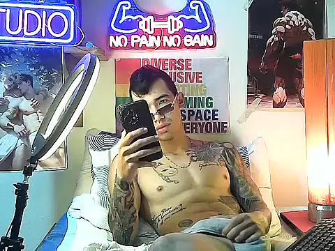 Strongcockfitness online show from 2, 10, 2025