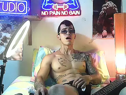 Strongcockfitness online show from 20, 10, 2025