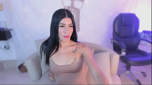 Ginni charlotte online show from 11, 3, 2026