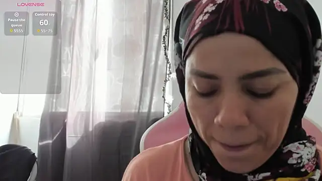 dalila kemur online show from 5, 12, 2025