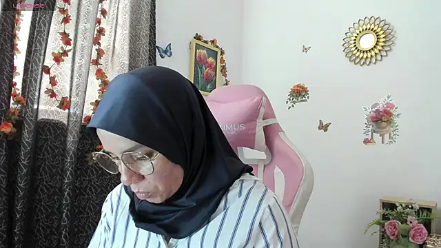 Snapshot of dalila_kemur chatting on 26, 5, 2026 dalila kemur online show from 26, 5, 2026