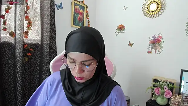 Snapshot of dalila_kemur chatting on 25, 5, 2026 dalila kemur online show from 25, 5, 2026