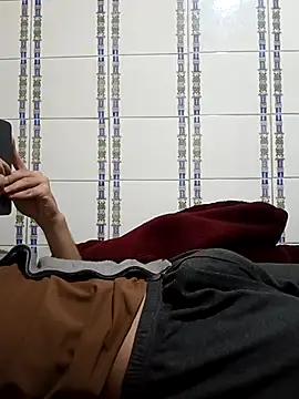 BeakedMezuza online show from 12, 4, 2026