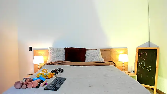 Parys Hot online show from 10, 9, 2025